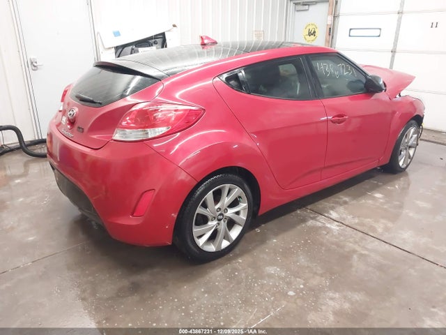 Auction sale of the 2016 Hyundai Veloster, vin: KMHTC6AD4GU295692, lot number: 43867231