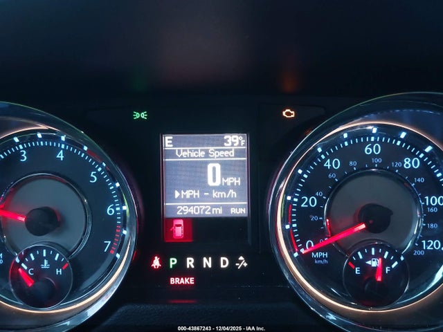 2014 Chrysler Town & Country Touring მანქანა იყიდება აუქციონზე, vin: 2C4RC1BGXER396577, აუქციონის ნომერი: 43867243