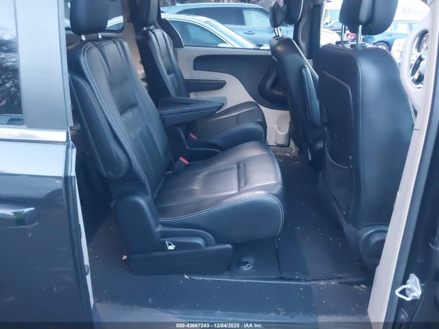 2014 Chrysler Town & Country Touring მანქანა იყიდება აუქციონზე, vin: 2C4RC1BGXER396577, აუქციონის ნომერი: 43867243