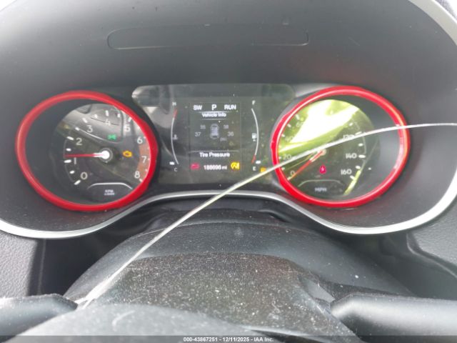 2019 JEEP COMPASS 3C4NJDAB5KT802818 Photo 6