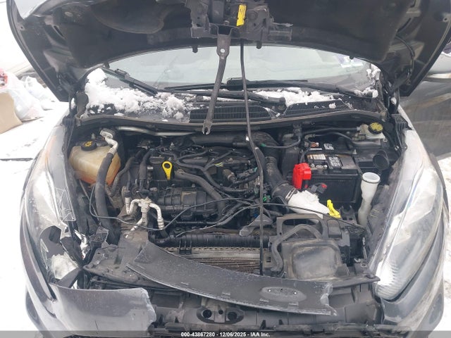 Ford FIESTA ST 2017 3FADP4GX2HM101885 Image 10