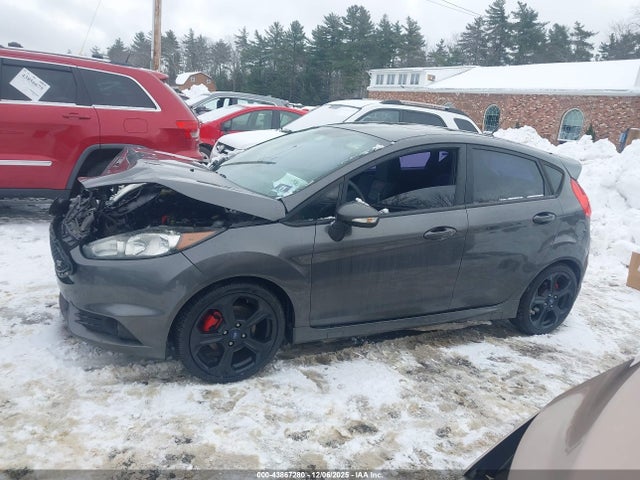 Ford FIESTA ST 2017 3FADP4GX2HM101885 Image 15