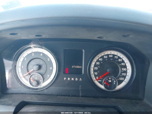 2015 Ram 1500 Express მანქანა იყიდება აუქციონზე, vin: 3C6JR6ATXFG698733, აუქციონის ნომერი: 43867329