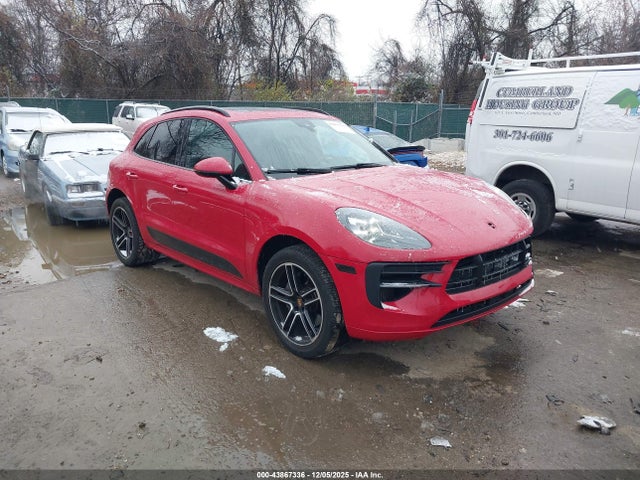 2019 PORSCHE MACAN WP1AB2A58KLB32413
