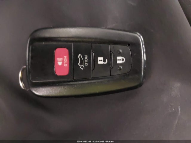 Toyota Rav4 Xle Premium 2022 2T3A1RFV9NC313223 Image 11
