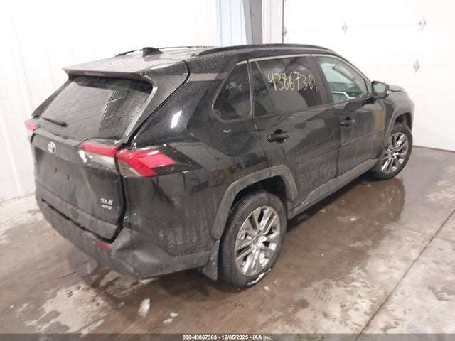 Toyota Rav4 Xle Premium 2022 2T3A1RFV9NC313223 Image 4