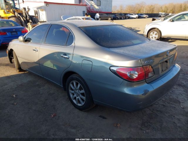 2004 LEXUS ES 330 JTHBA30G445040688 Photo 2