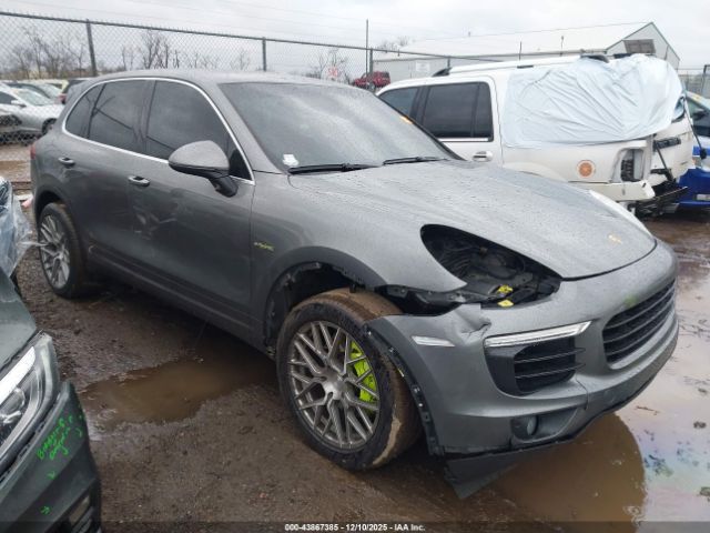 2016 PORSCHE CAYENNE E-HYBRID WP1AE2A25GLA60784 Photo 0