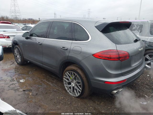 2016 PORSCHE CAYENNE E-HYBRID WP1AE2A25GLA60784 Photo 2