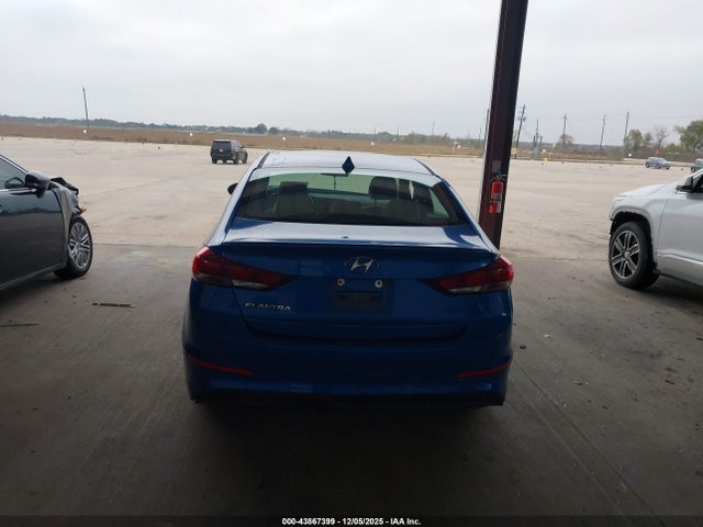 5NPD84LF2JH220021 Hyundai ELANTRA SEL