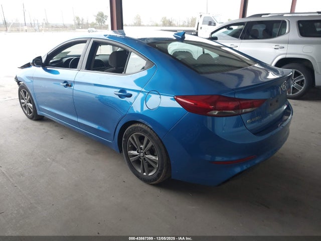 5NPD84LF2JH220021 Hyundai ELANTRA SEL