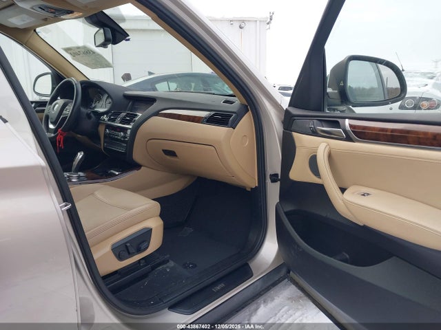 2017 BMW X3 5UXWX7C52H0S20076 Photo 4