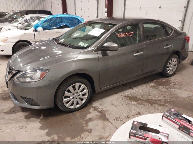 Продаж на аукціоні авто 2017 Nissan Sentra S, vin: 3N1AB7AP8HY221143, номер лоту: 43867415