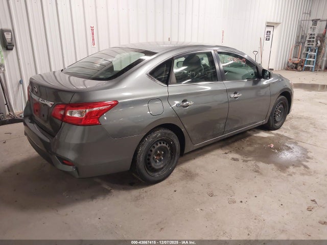 Продаж на аукціоні авто 2017 Nissan Sentra S, vin: 3N1AB7AP8HY221143, номер лоту: 43867415