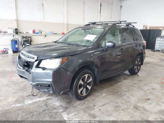2018 SUBARU FORESTER JF2SJAEC0JH540886 Photo 1