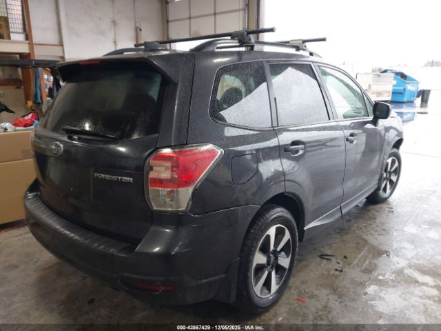 2018 SUBARU FORESTER JF2SJAEC0JH540886 Photo 3