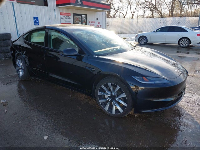 2024 TESLA MODEL 3 5YJ3E1EA2RF728925 Photo 0