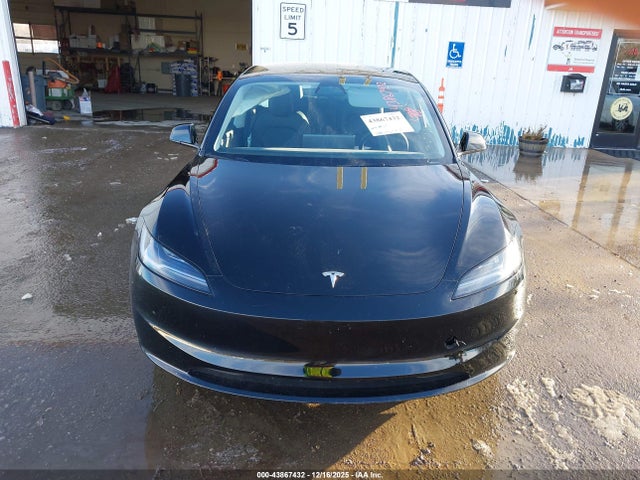 Продаж на аукціоні авто 2024 Tesla Model 3 Long Range Dual Motor All-wheel Drive/rear-wheel Drive, vin: 5YJ3E1EA2RF728925, номер лоту: 43867432