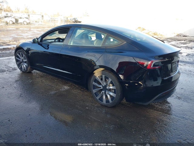 2024 TESLA MODEL 3 5YJ3E1EA2RF728925 Photo 2