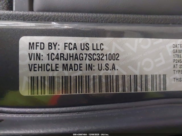 1C4RJHAG7SC321002 Jeep Grand Cherokee Laredo 4x4
