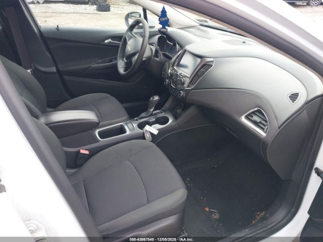 2017 CHEVROLET CRUZE 3G1BE6SM6HS516485 Photo 4