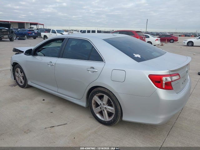 Toyota CAMRY SE 2014 4T1BF1FK9EU855412 Image 3