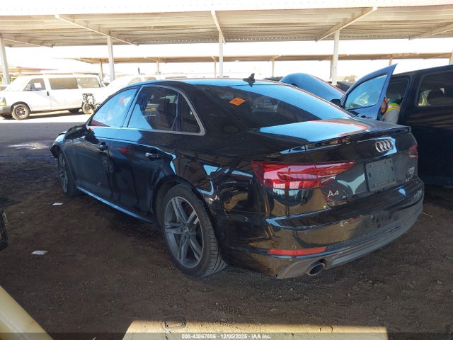 2018 AUDI A4 WAUENAF4XJA076972 Photo 2