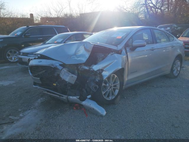 2019 FORD FUSION HYBRID 3FA6P0LU8KR106967 Photo 1