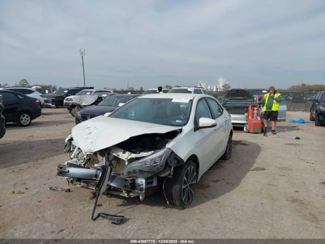 2017 TOYOTA COROLLA 5YFBURHE1HP688139 Photo 1