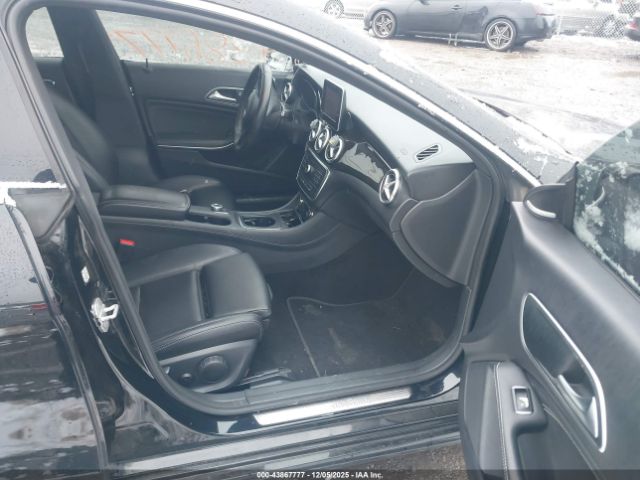 2016 MERCEDES-BENZ CLA 250 WDDSJ4GB4GN381634 Photo 4