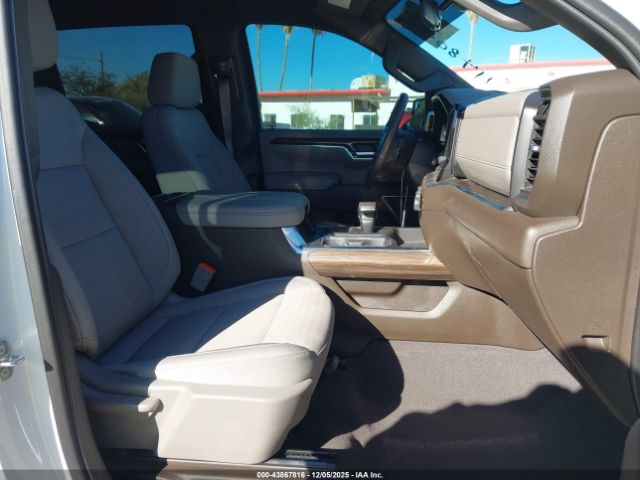 2023 CHEVROLET SILVERADO 1500 2GCUDDED8P1114805 Photo 4