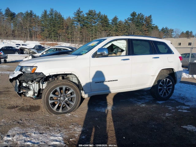 1C4RJFCG6JC215821 Jeep Grand Cherokee Overland 4x4