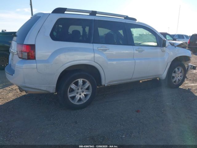 2011 MITSUBISHI ENDEAVOR 4A4JN2AS4BE032207 Photo 3