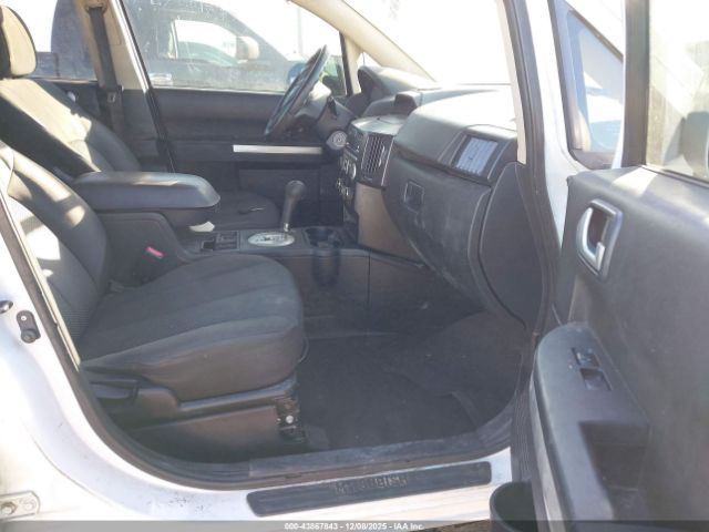 2011 MITSUBISHI ENDEAVOR 4A4JN2AS4BE032207 Photo 4