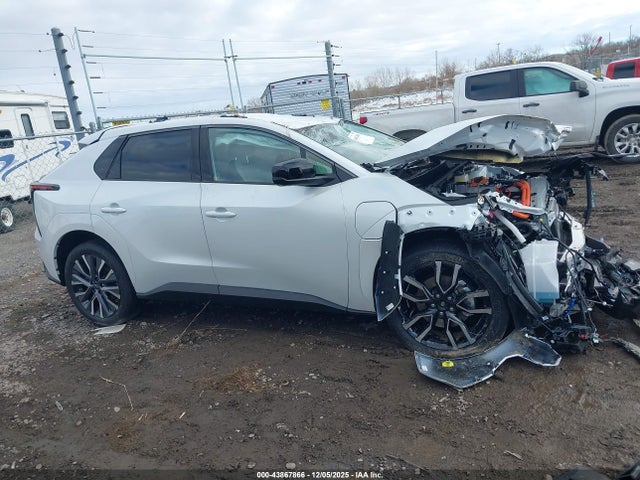 43867866 :رقم المزاد ، JTMBDAFCOTJ001099 vin ، 2026 Subaru Solterra Limited Xt/touring Xt مزاد بيع