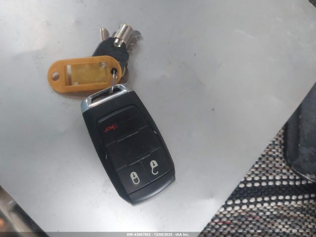 43867902 :رقم المزاد ، 3C7WRTBL9PG555689 vin ، 2023 Ram 3500 مزاد بيع
