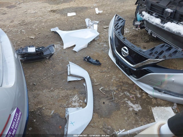 1N4AZ1CP4JC315124 Nissan LEAF SV