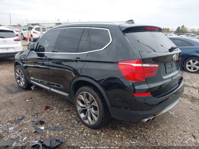 2017 BMW X3 5UXWZ7C53H0V86302 Photo 2