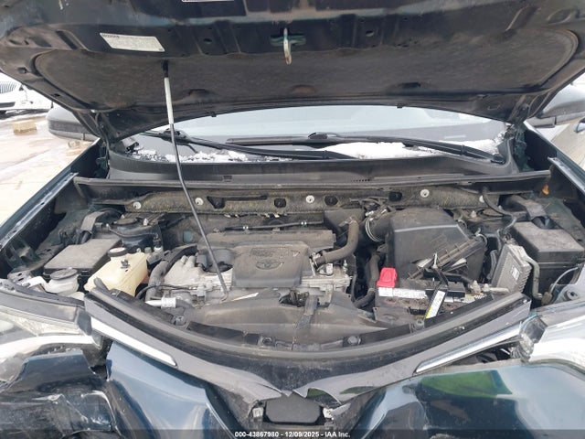 JTMZFREV3JJ181492 Toyota RAV4 LE