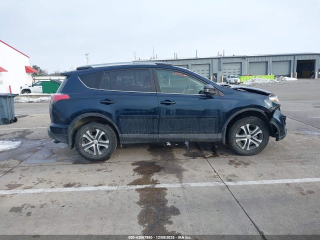 JTMZFREV3JJ181492 Toyota RAV4 LE