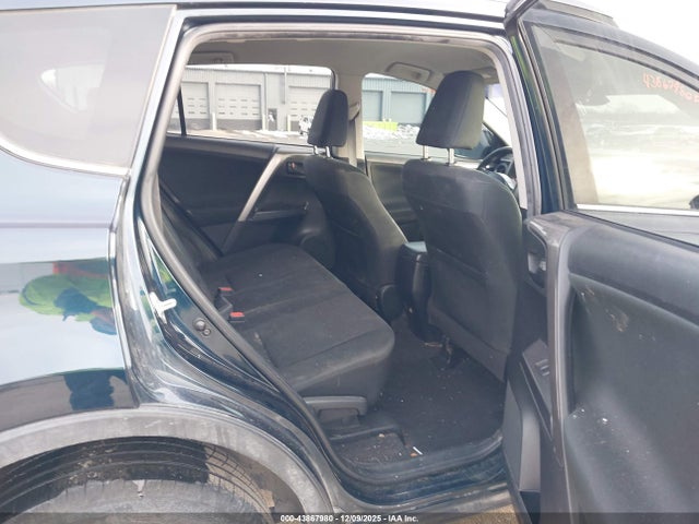 JTMZFREV3JJ181492 Toyota RAV4 LE