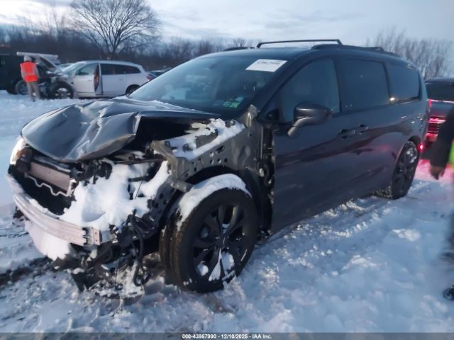 2020 CHRYSLER PACIFICA 2C4RC1BG2LR277385 Photo 1