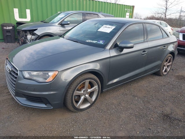 2015 AUDI A3 WAUBFGFF0F1006599 Photo 1
