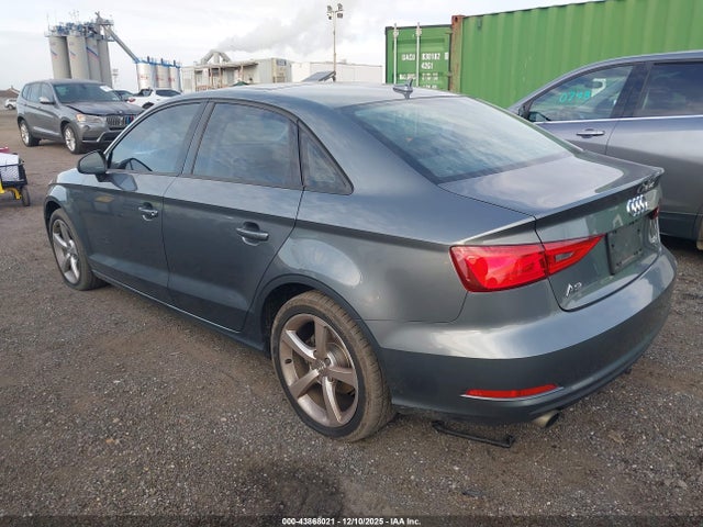 2015 AUDI A3 WAUBFGFF0F1006599 Photo 2