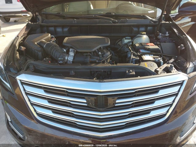 2018 CADILLAC XT5 1GYKNERS6JZ197498 Photo 9