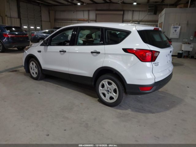 2019 FORD ESCAPE 1FMCU0F77KUA74609 Photo 2