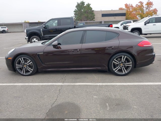 WP0AA2A76EL014077 Porsche Panamera
