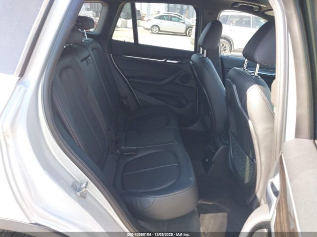 2018 BMW X1 WBXHU7C38J5H42436 Photo 7