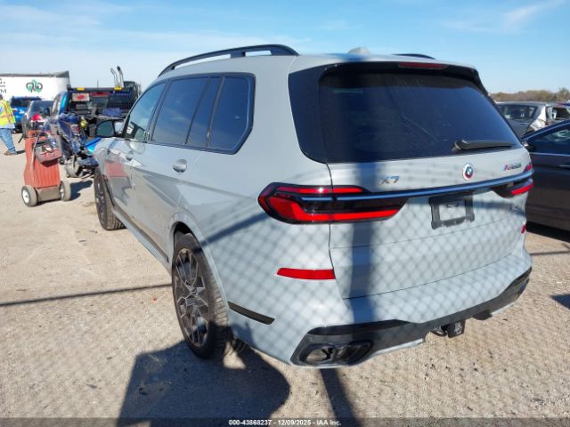 2023 BMW X7 5UX33EM04P9R84981 Photo 2