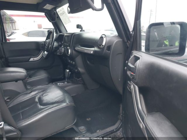 2015 JEEP WRANGLER UNLIMITED 1C4BJWFG0FL740538 Photo 4